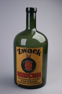 Unicumos üveg