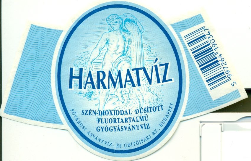 Harmatvłz (Magyar Kereskedelmi és Vendéglátóipari Múzeum CC BY-NC-SA)