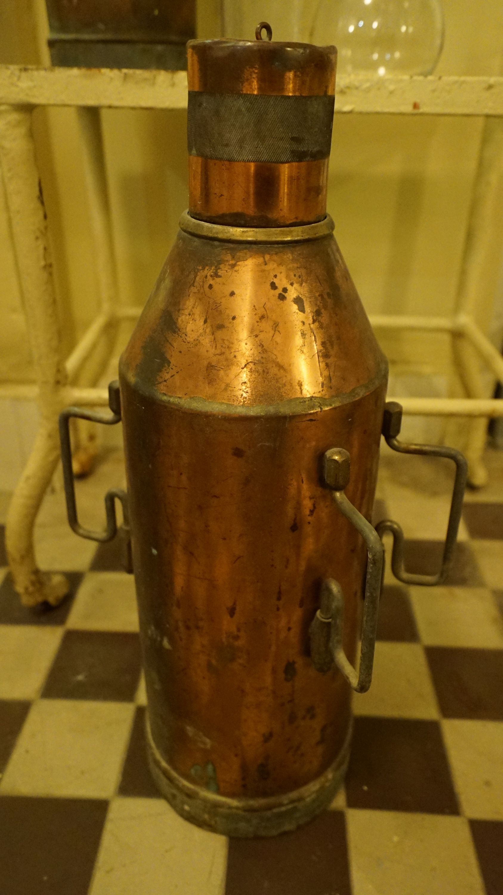 Sebbenzin tároló (Sziklakórház Atombunker Múzeum CC BY-NC-SA)
