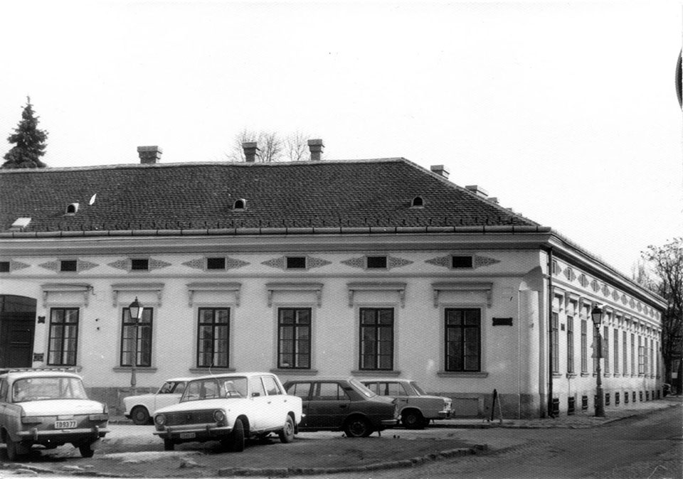 Földszintes épületről készített felvétel (Óbudai Múzeum CC BY-NC-SA)