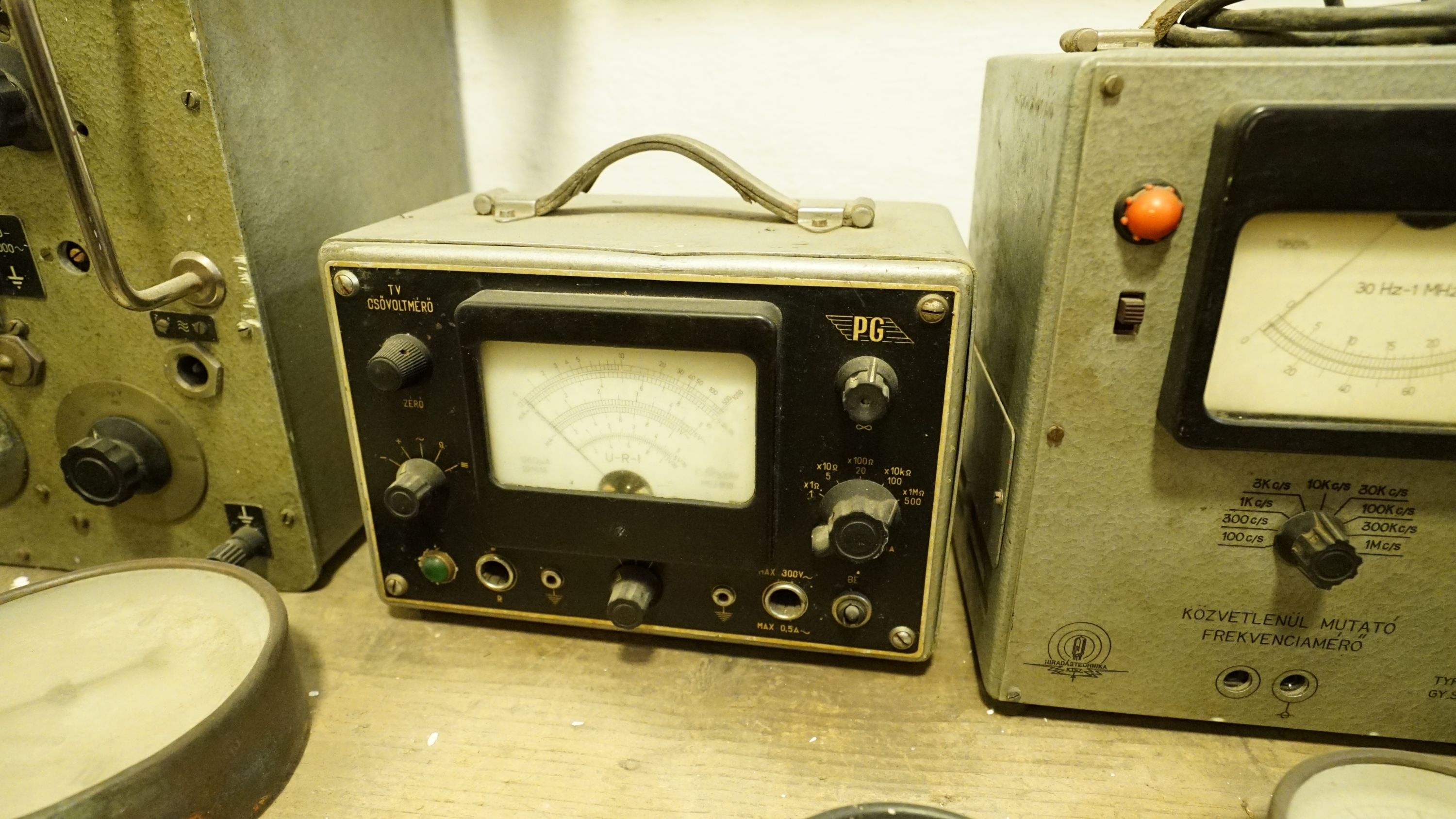 Csővoltmérő (Sziklakórház Atombunker Múzeum CC BY-NC-SA)