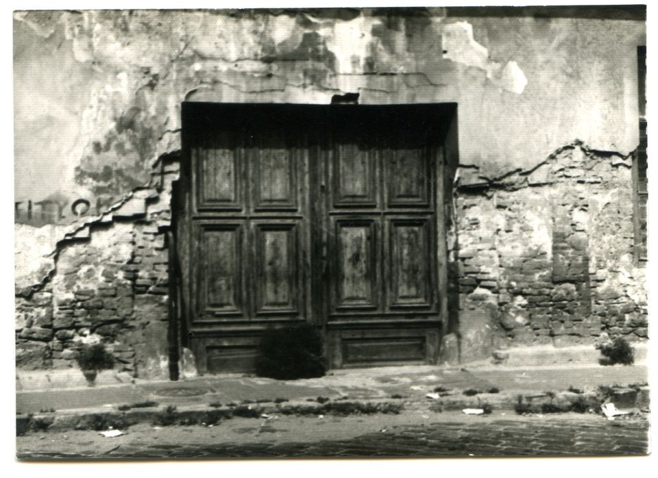 Romos épület homlokzatáról készített felvétel (Óbudai Múzeum CC BY-NC-SA)