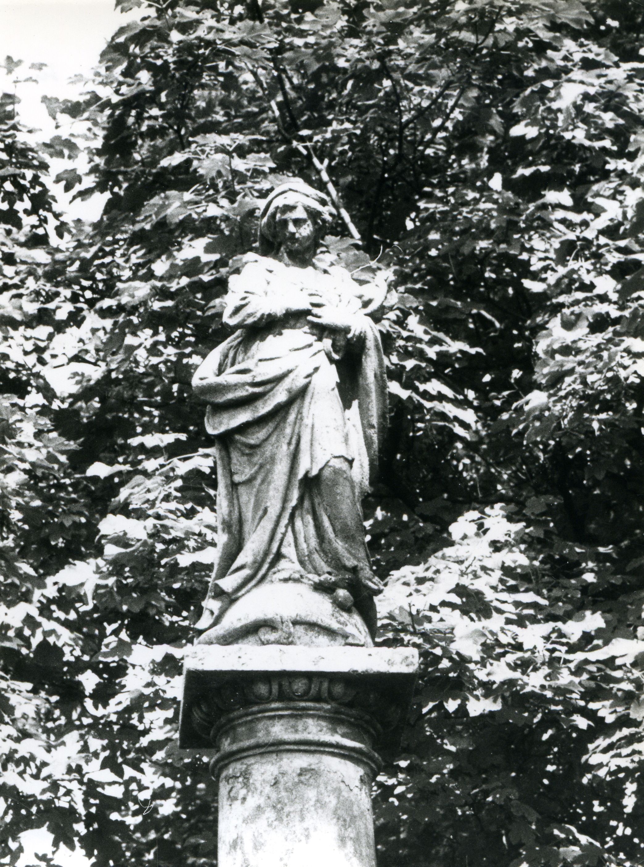 Mária-szoborról készített felvétel (Óbudai Múzeum CC BY-NC-SA)