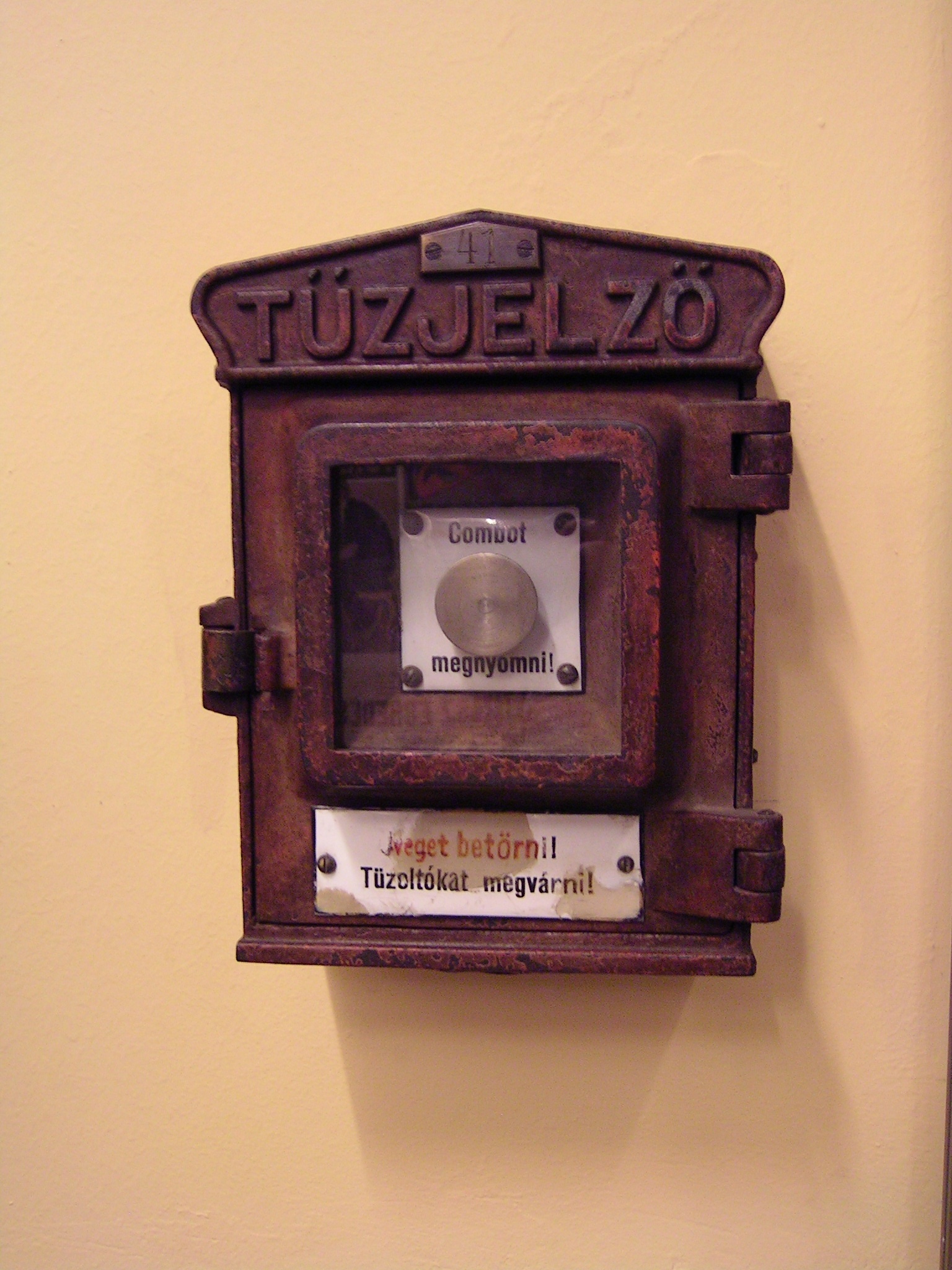 Nyíregyházi utcai tűzjelző készülék (Katasztrófavédelem Központi Múzeuma CC BY-NC-SA)