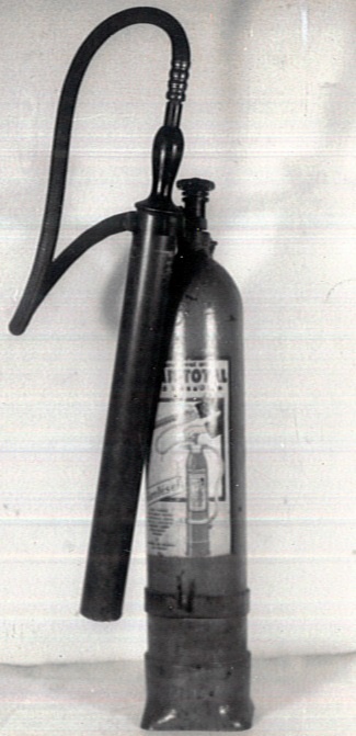 POLAR-TOTAL szénsavval oltó (Katasztrófavédelem Központi Múzeuma CC BY-NC-SA)