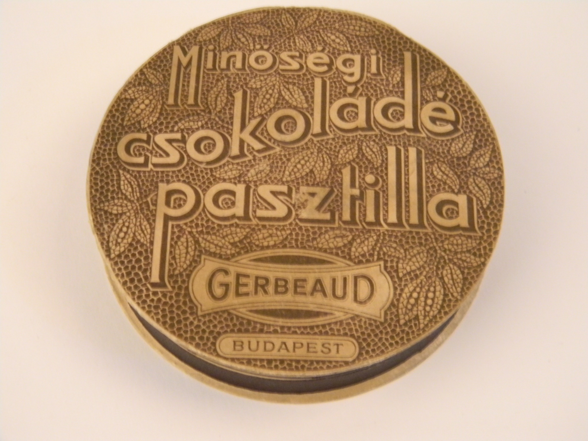 Gerbeaud desszertes doboz (Magyar Kereskedelmi és Vendéglátóipari Múzeum CC BY-NC-SA)