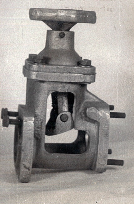 Klöckner típusú nyomócsonk metszete (Katasztrófavédelem Központi Múzeuma CC BY-NC-SA)