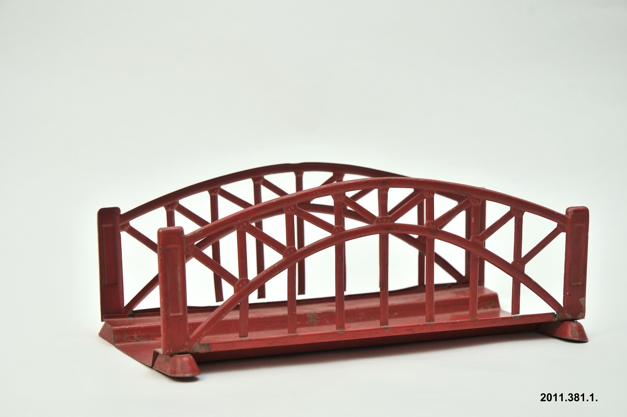 Játék vasúti híd, Marklin (Óbudai Múzeum CC BY-NC-SA)