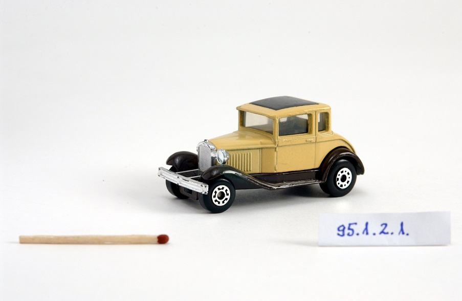 Matchbox: Ford (Óbudai Múzeum CC BY-NC-SA)