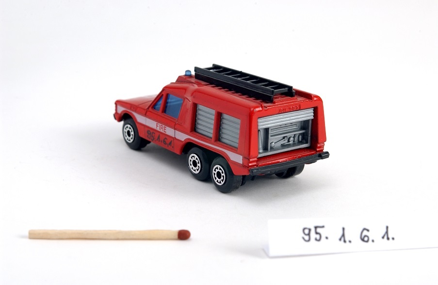 Matchbox: tűzoltóautó (Óbudai Múzeum CC BY-NC-SA)