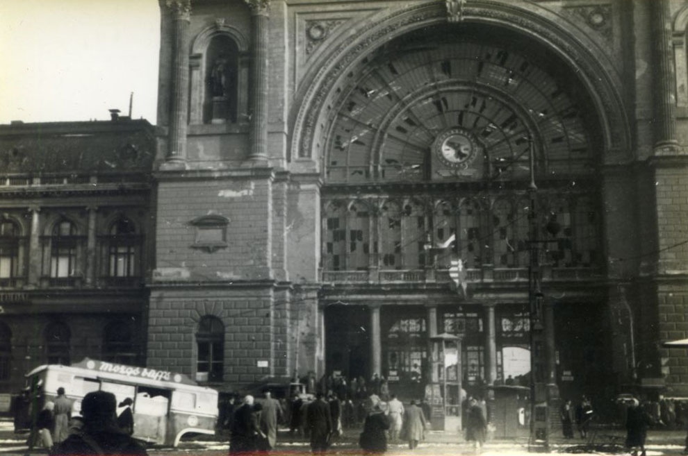 A Keleti pályaudvarról készített felvétel (Óbudai Múzeum CC BY-NC-SA)