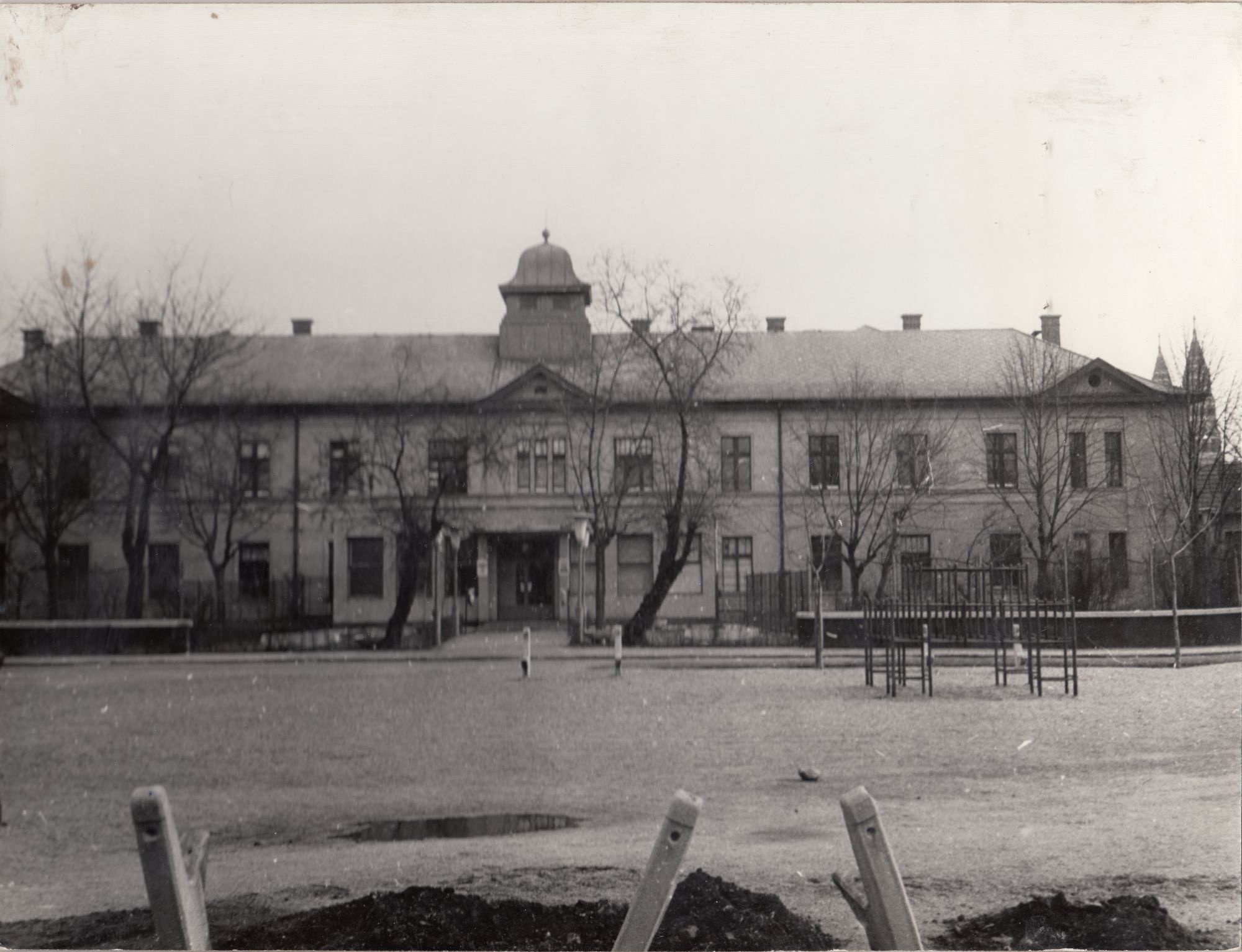 Madarász utcai Gyermekkórház (Angyalföldi Helytörténeti Gyűjtemény CC BY-NC-SA)