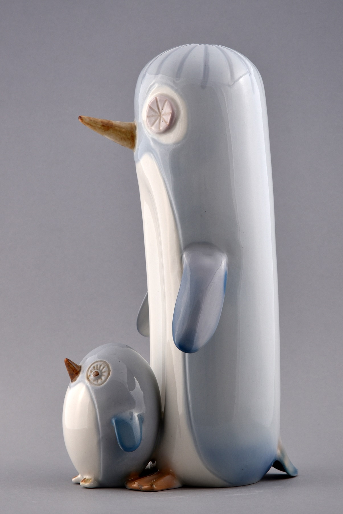 Porcelán pingvincsalás, aquazur, Aquincum Porcelángyár (Óbudai Múzeum CC BY-NC-SA)