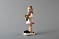 Porcelán cipőpucoló kislány, Aquincum Porcelángyár