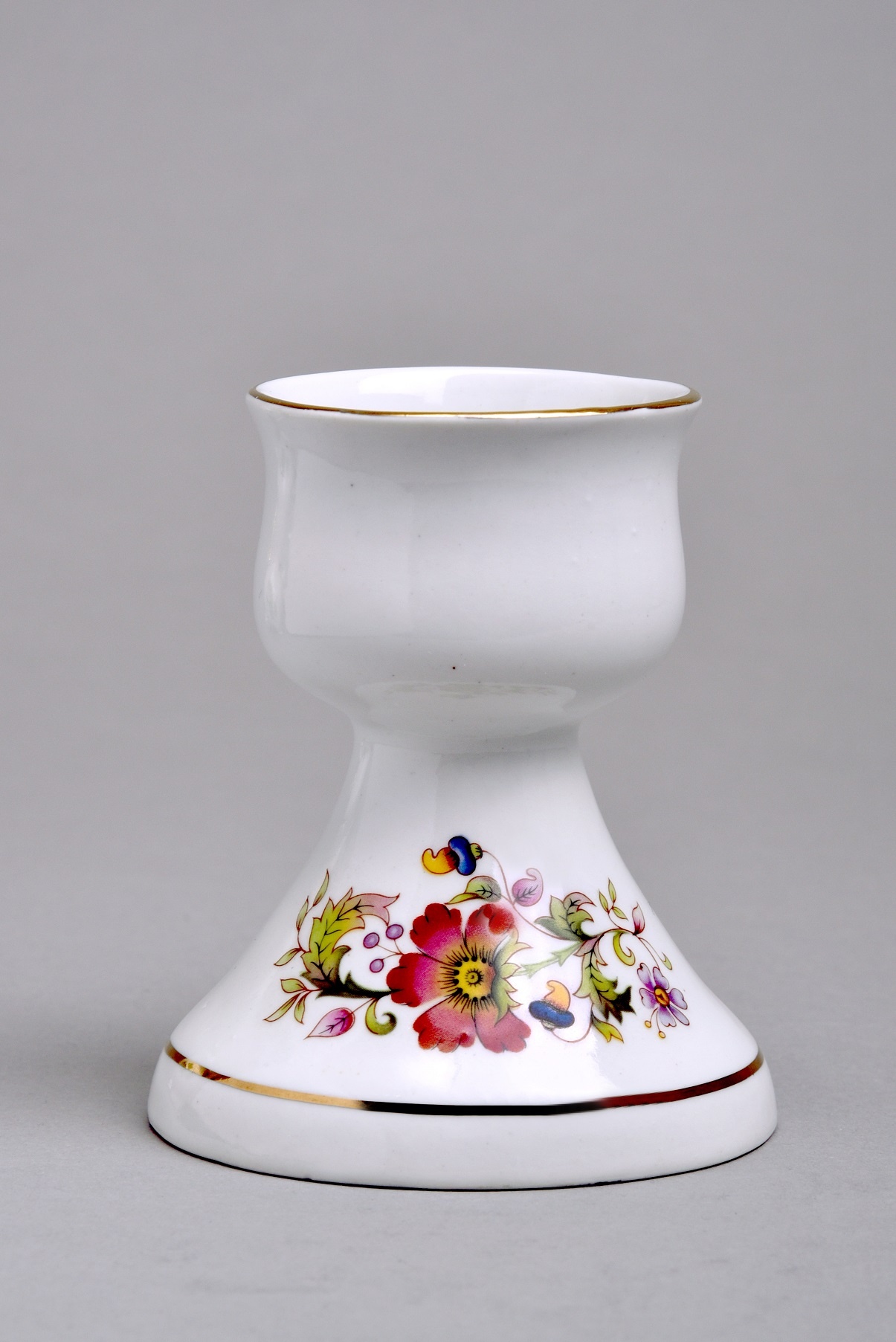 Porcelán gyertyatartó, Aquincum Porcelángyár (Óbudai Múzeum CC BY-NC-SA)