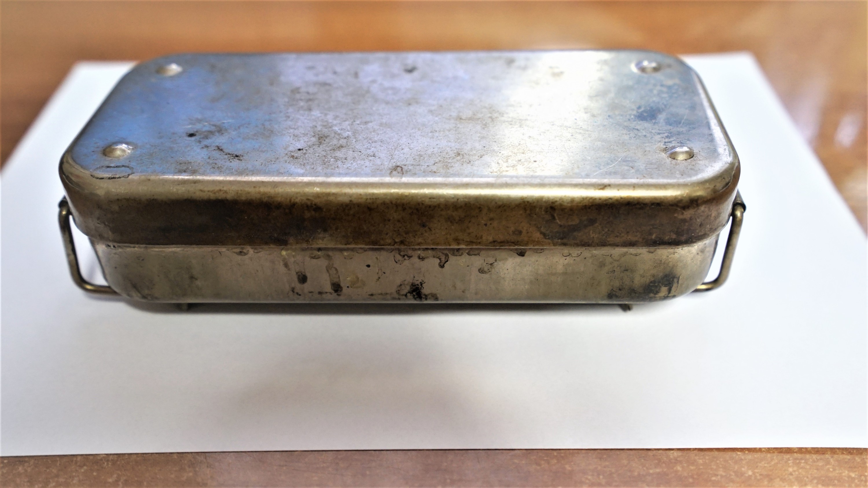 Sterilizáló doboz (Sziklakórház Atombunker Múzeum CC BY-NC-SA)