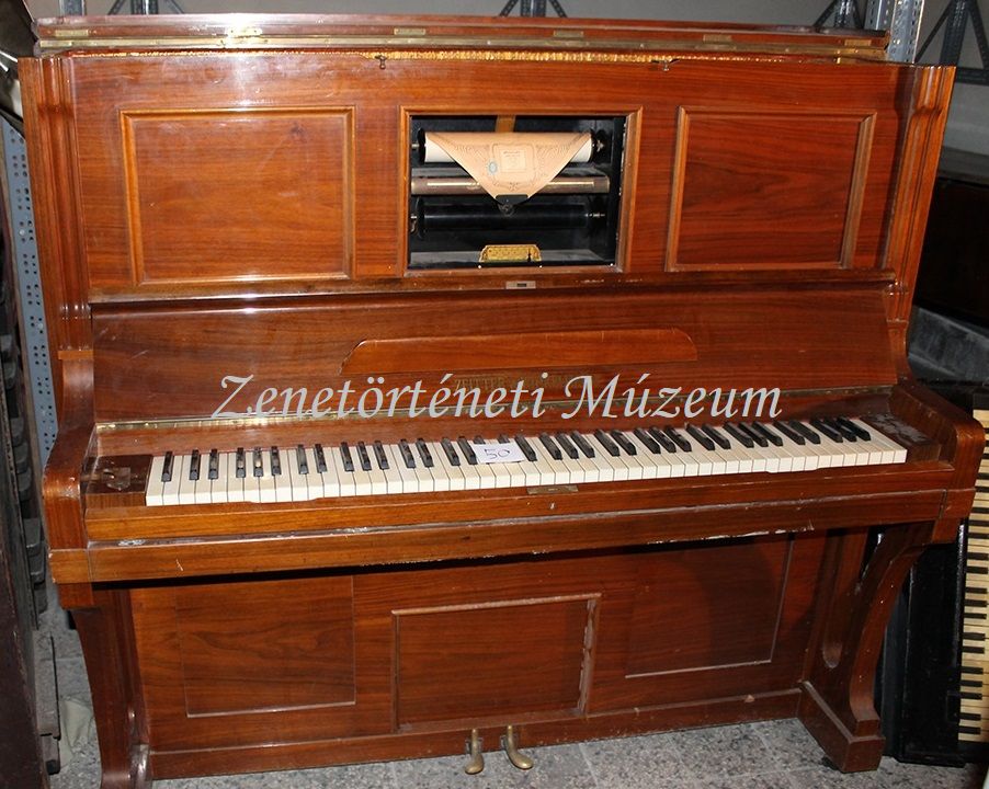 Gépzongora (Zenetörténeti Múzeum CC BY-NC-SA)