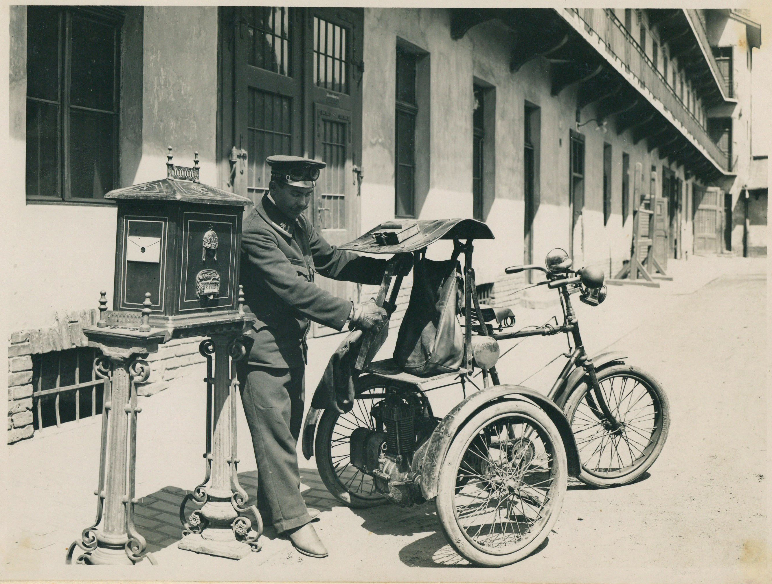 Csonka féle Ganz gyártmányú motoros tricikli (Postamúzeum CC BY-NC-SA)