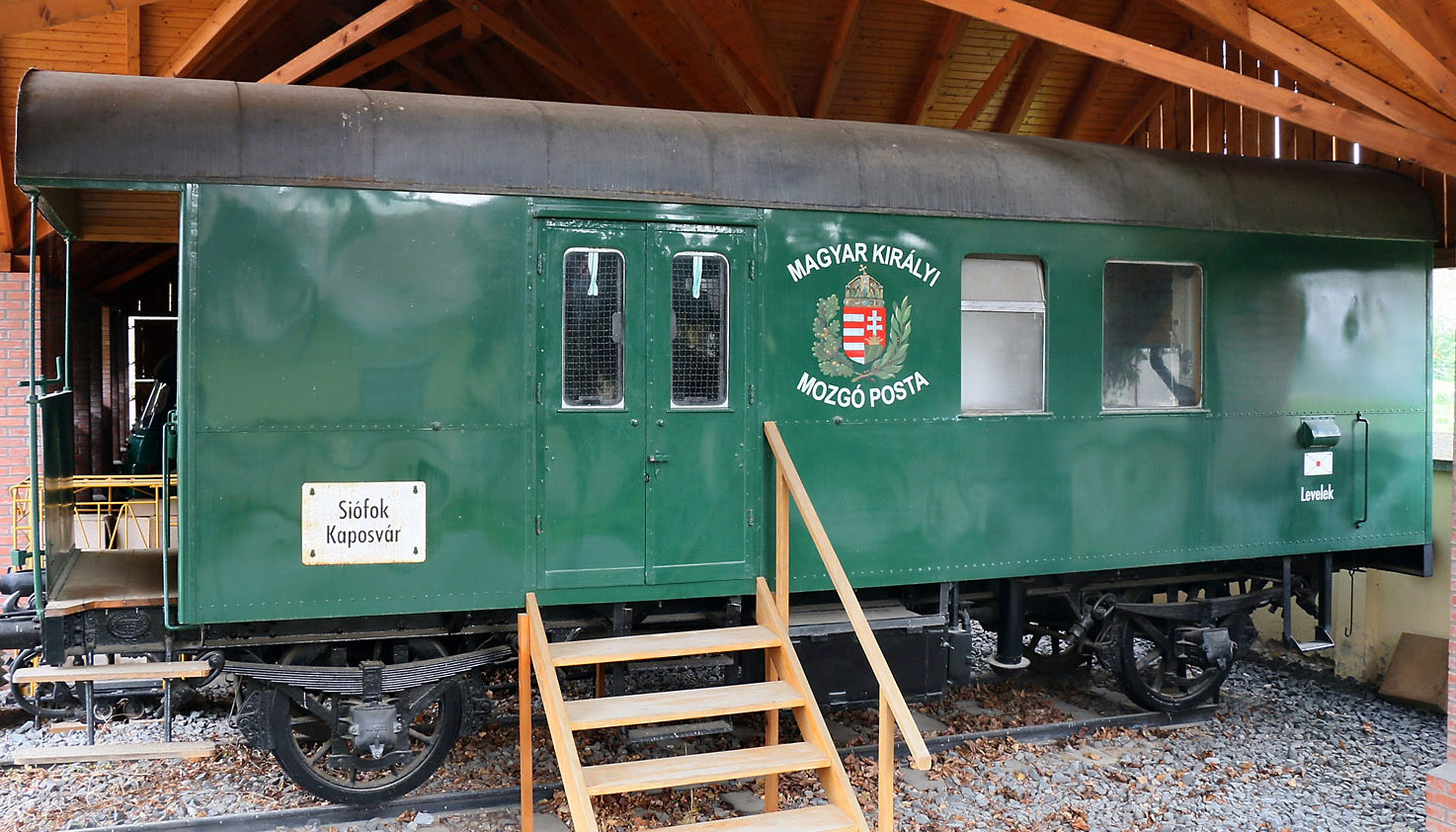 Vasúti mozgópostakocsi (Postamúzeum CC BY-NC-SA)