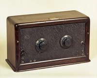 Bodnár Jenő 04 (2+1-es) rádióvevő-készülék