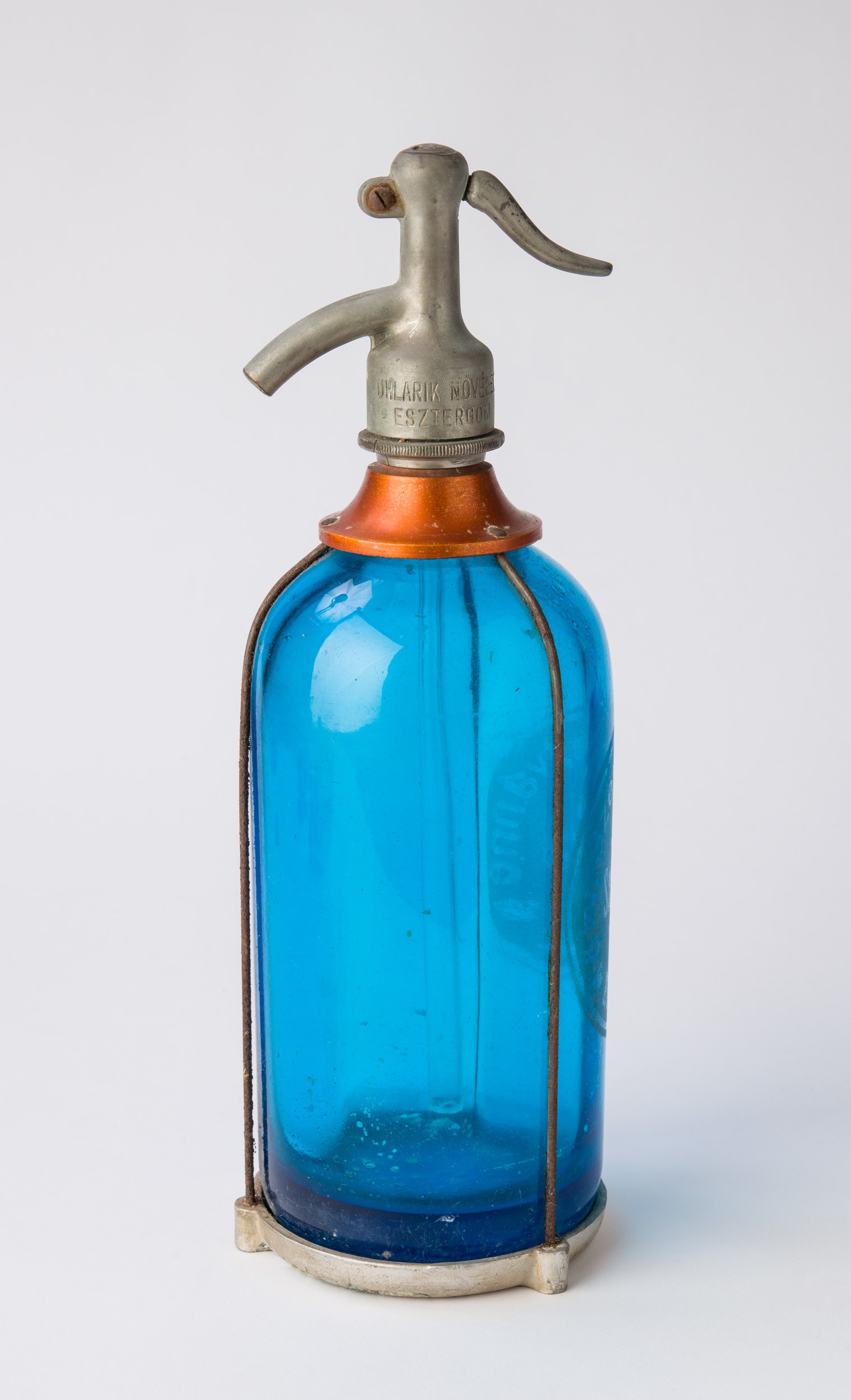 Szódásüveg (Magyar Kereskedelmi és Vendéglátóipari Múzeum CC BY-NC-SA)