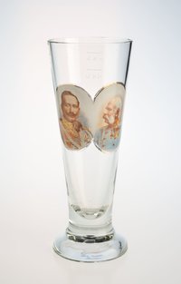 Sörös pohár, stucni - II. Vimos német császár és I. Ferenc József császár portréjával