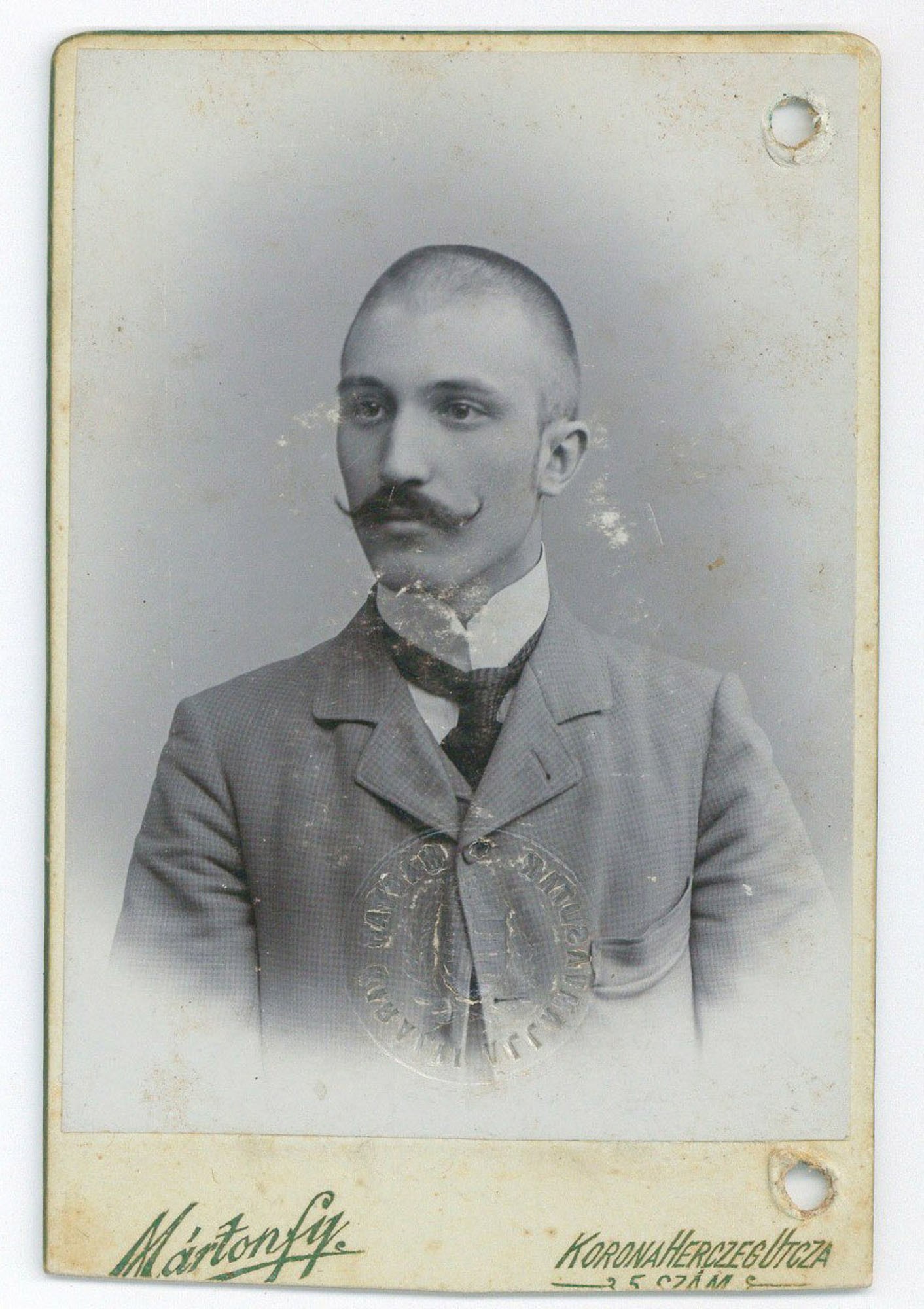 Murányi Artúr fiatalkori portréja (Postamúzeum CC BY-NC-SA)