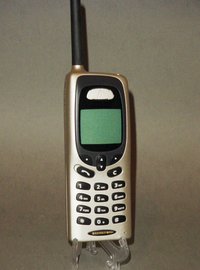 Benefon Titán NMT-450-es mobiltelefon