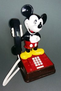 Mikiegér telefon (nyomógombos hívómű)