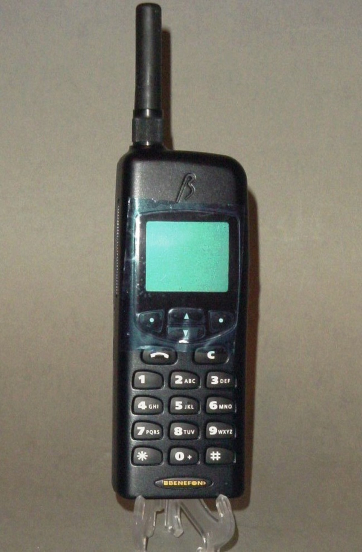 Benefon Sigma NMT-450-es mobiltelefon (Postamúzeum CC BY-NC-SA)