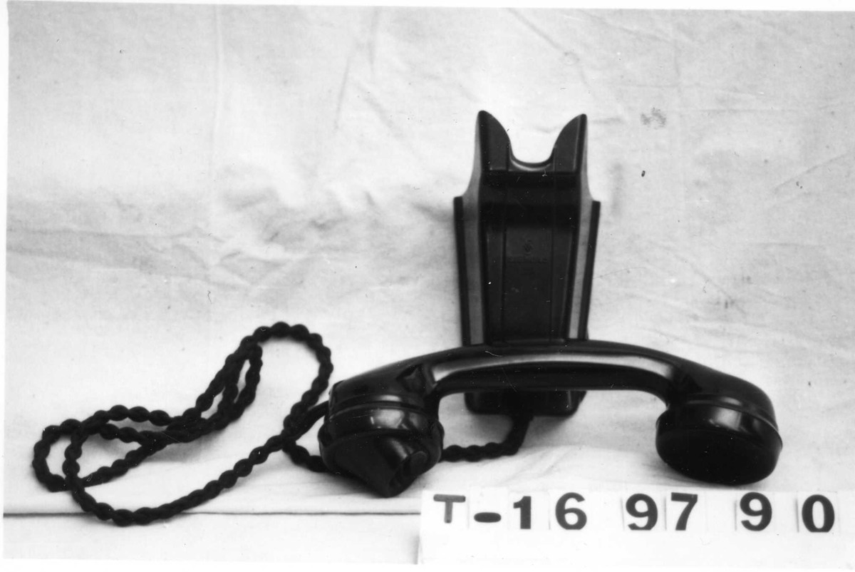 Cselédhívó telefon Kfa wdst 2a (Siemens) (Postamúzeum CC BY-NC-SA)