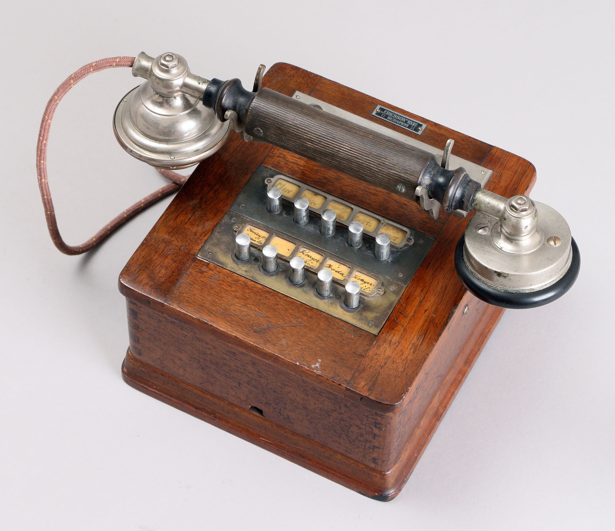 Ericsson asztali telefonkészülék (Postamúzeum CC BY-NC-SA)