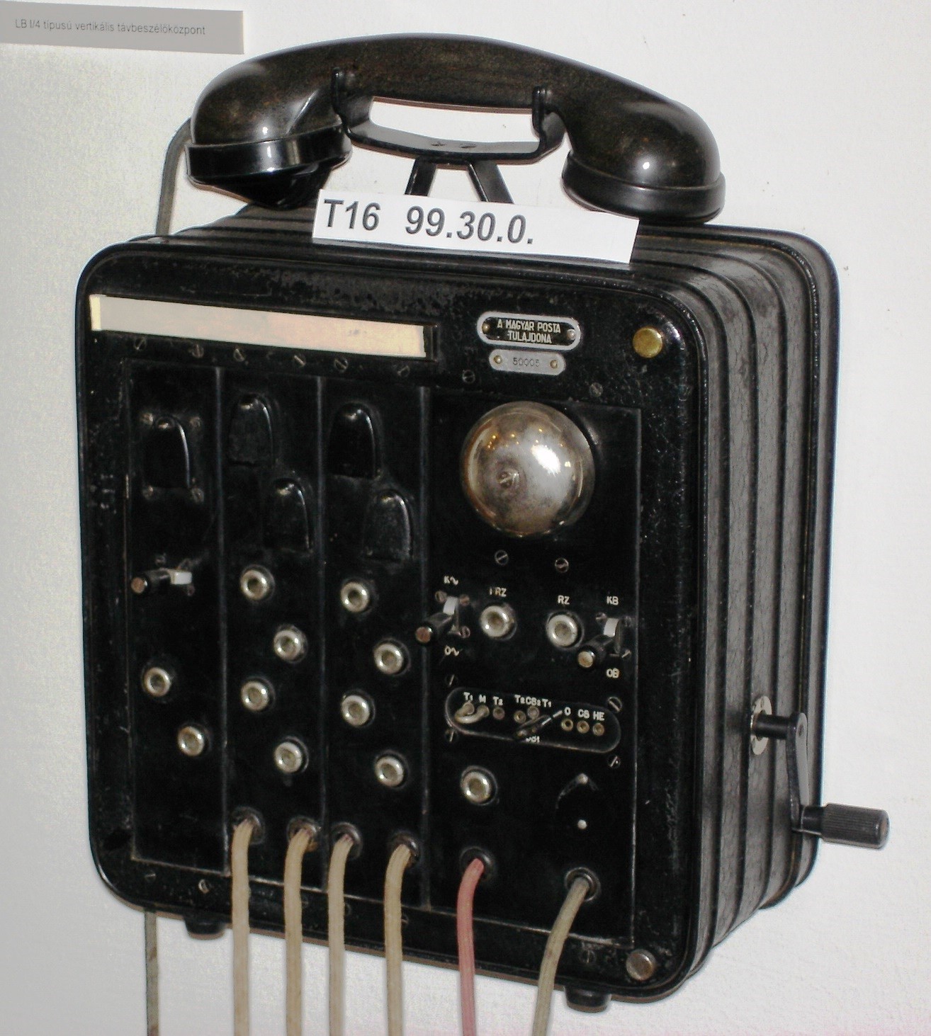LB 4-es vertikális kapcsoló, fémdobozos (Postamúzeum CC BY-NC-SA)