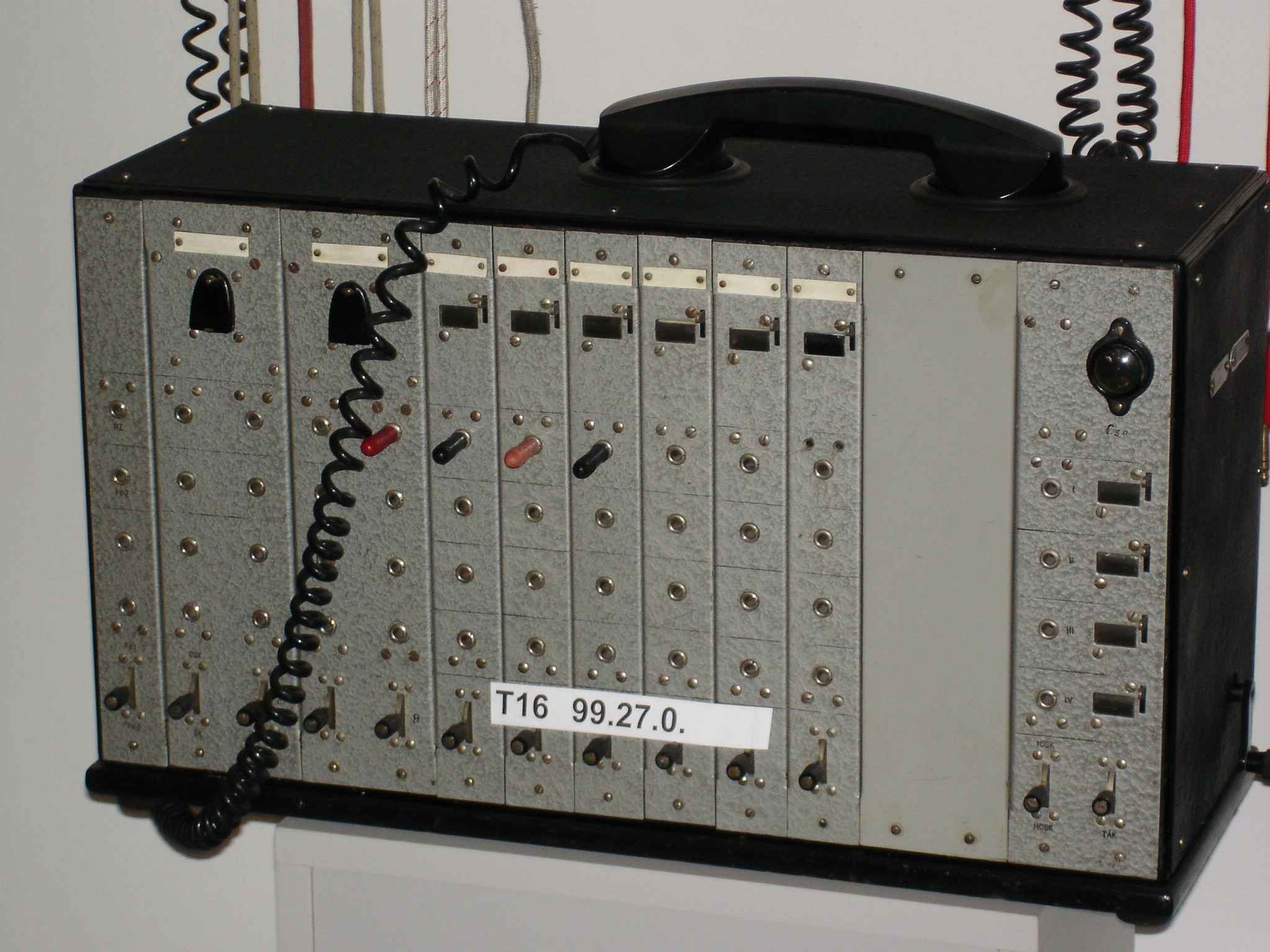 LB 8-as vakdugaszos telefon alközpont (Postamúzeum CC BY-NC-SA)