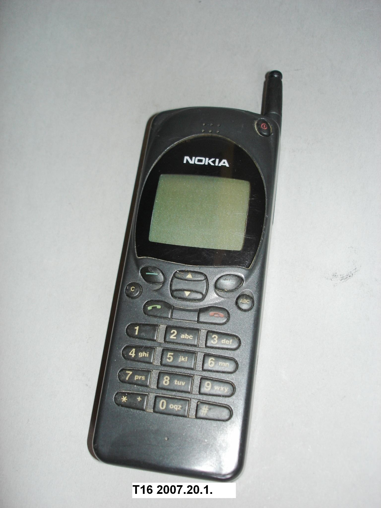NOKIA 2110 mobiltelefon (Postamúzeum CC BY-NC-SA)