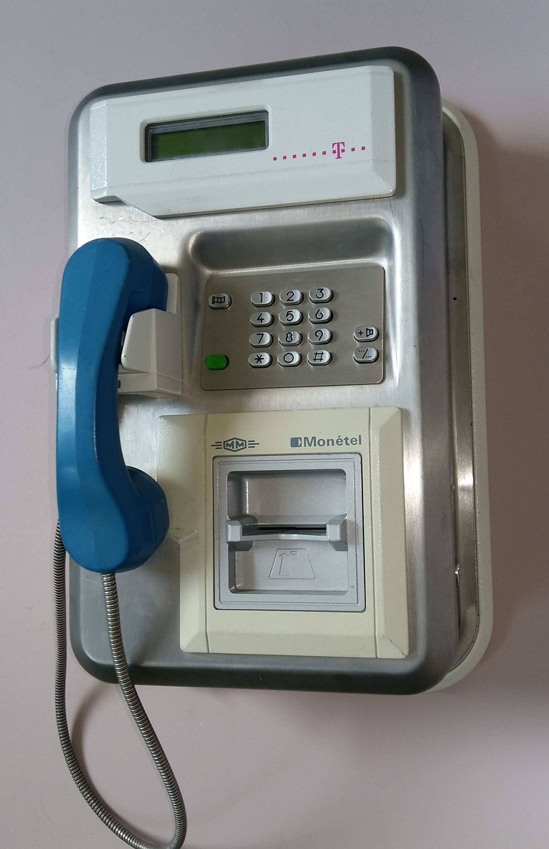 Nyilvános telefon (Monétel IPT 402) (Postamúzeum CC BY-NC-SA)