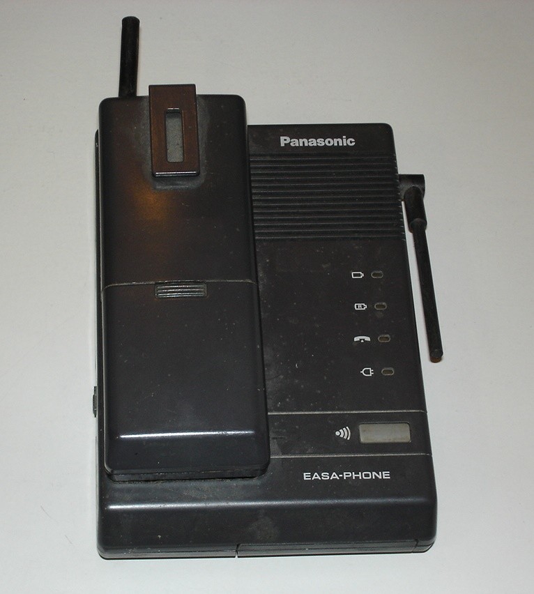 Telefonkészülék, CB Cordless telefon Panasonic (Postamúzeum CC BY-NC-SA)