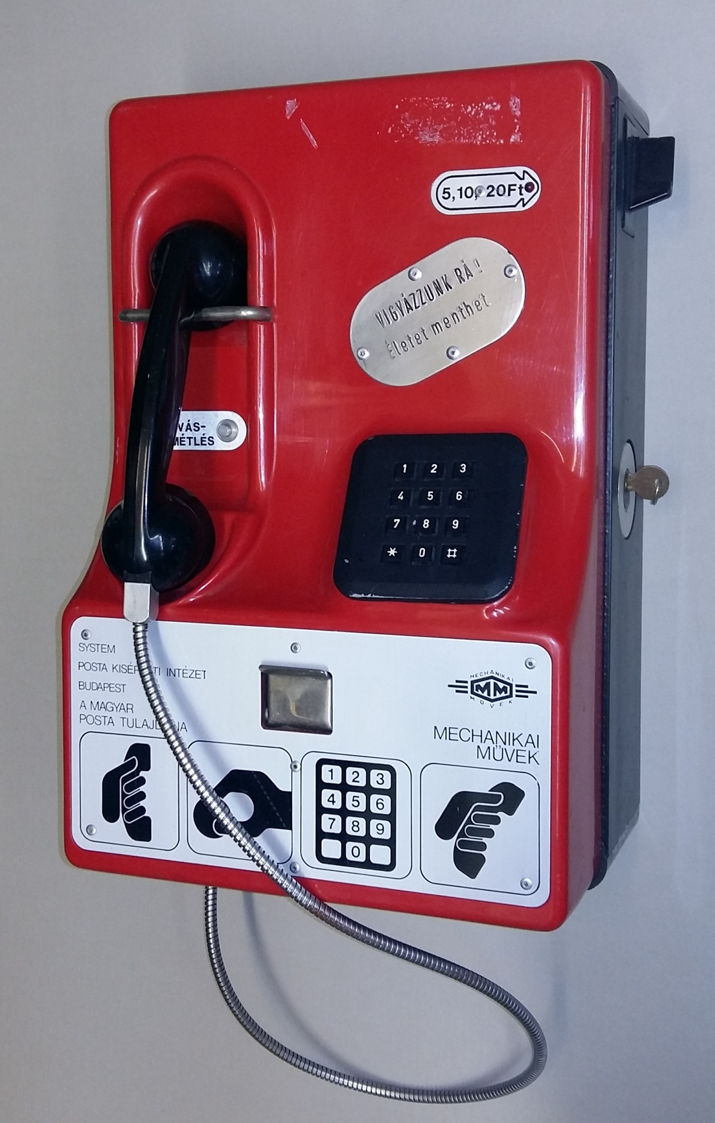 TMM 80 típusú elektronikus pénzbeszedő távbeszélő készülék (Postamúzeum CC BY-NC-SA)