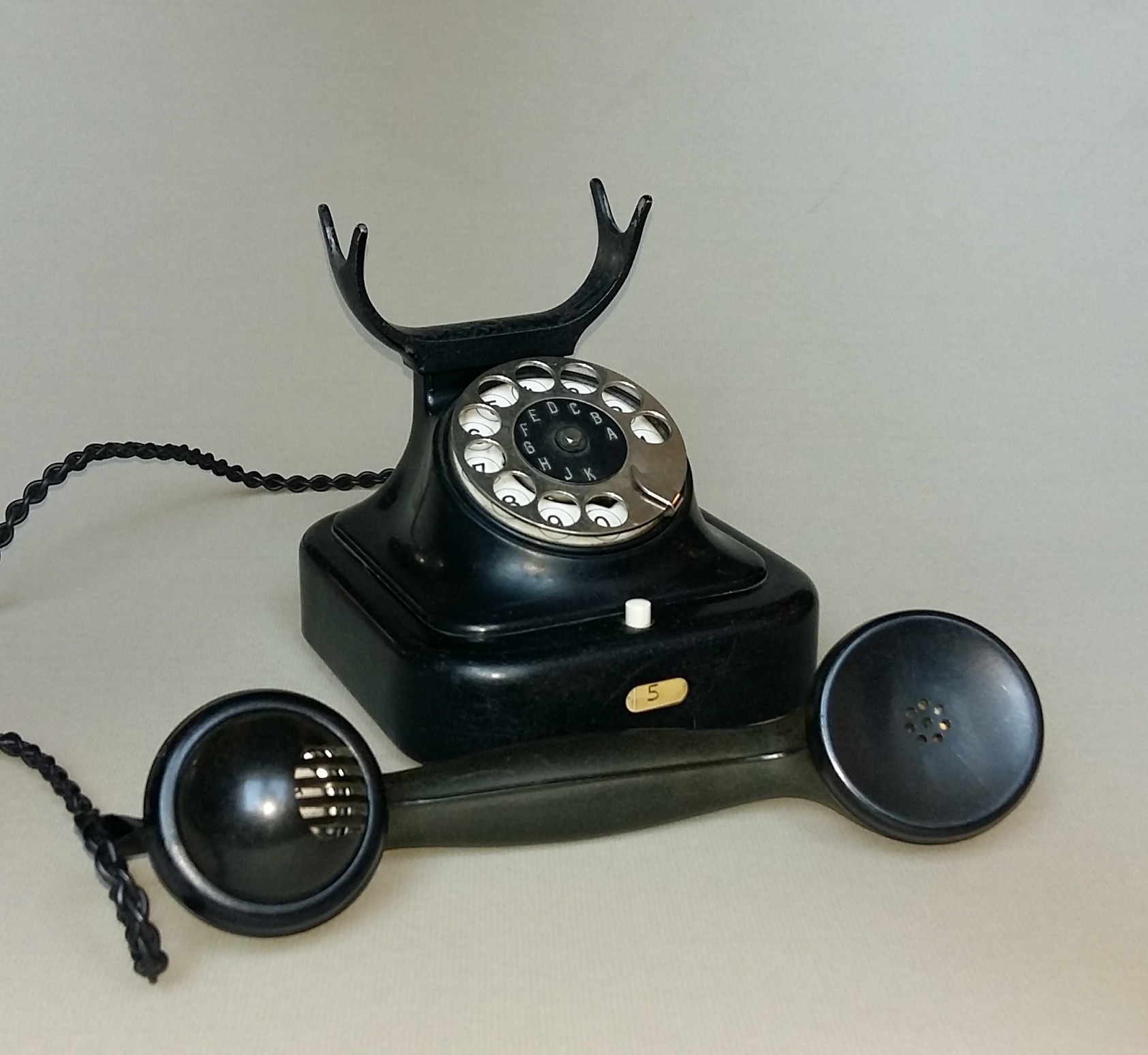 W28-as telefonkészülék, CB N. (Postamúzeum CC BY-NC-SA)