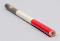 Nemzeti színű ceruza