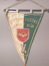 Soproni Postás Sportkör zászlaja 1951-ből