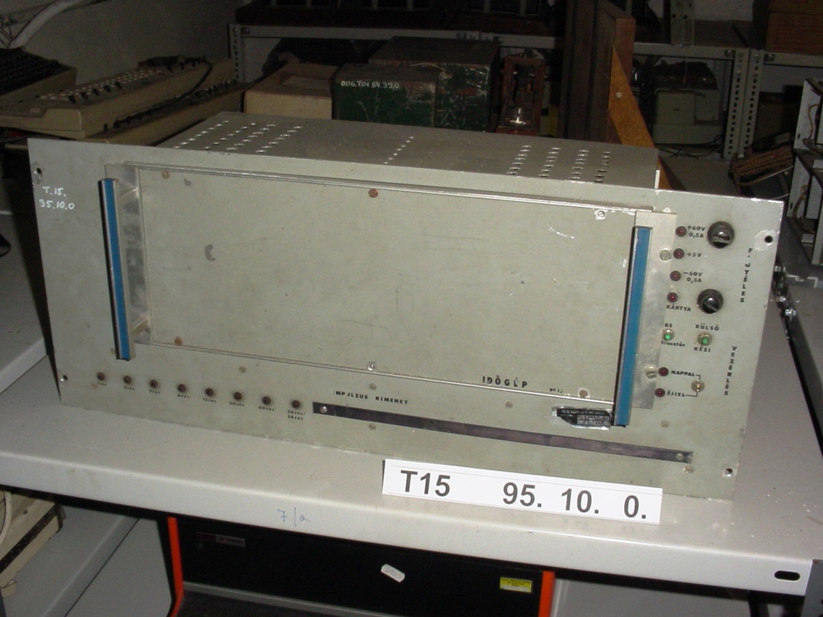 Elektronikus időgép (Postamúzeum CC BY-NC-SA)