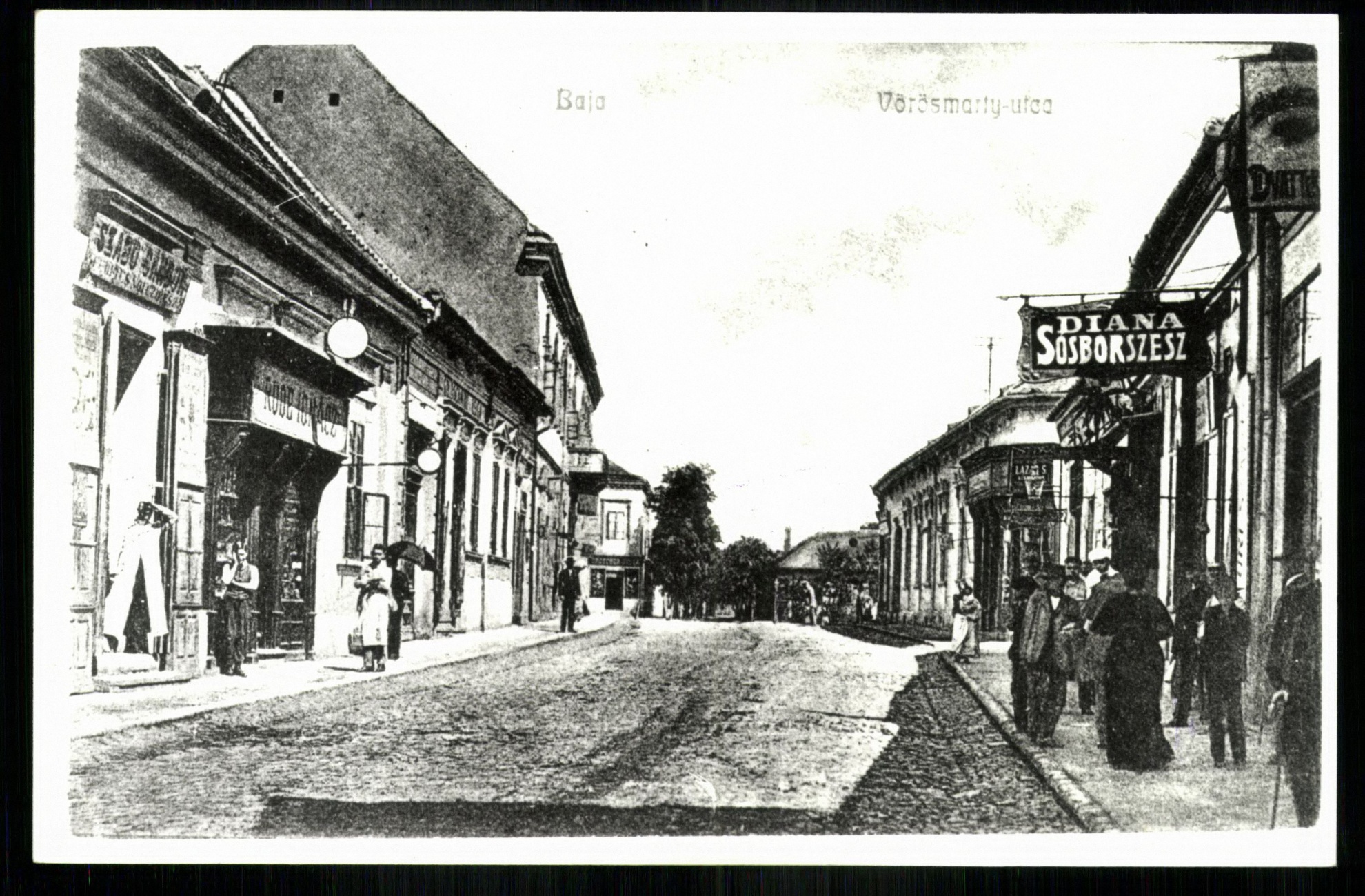 Baja; Vörösmarty utca (Magyar Kereskedelmi és Vendéglátóipari Múzeum CC BY-NC-ND)