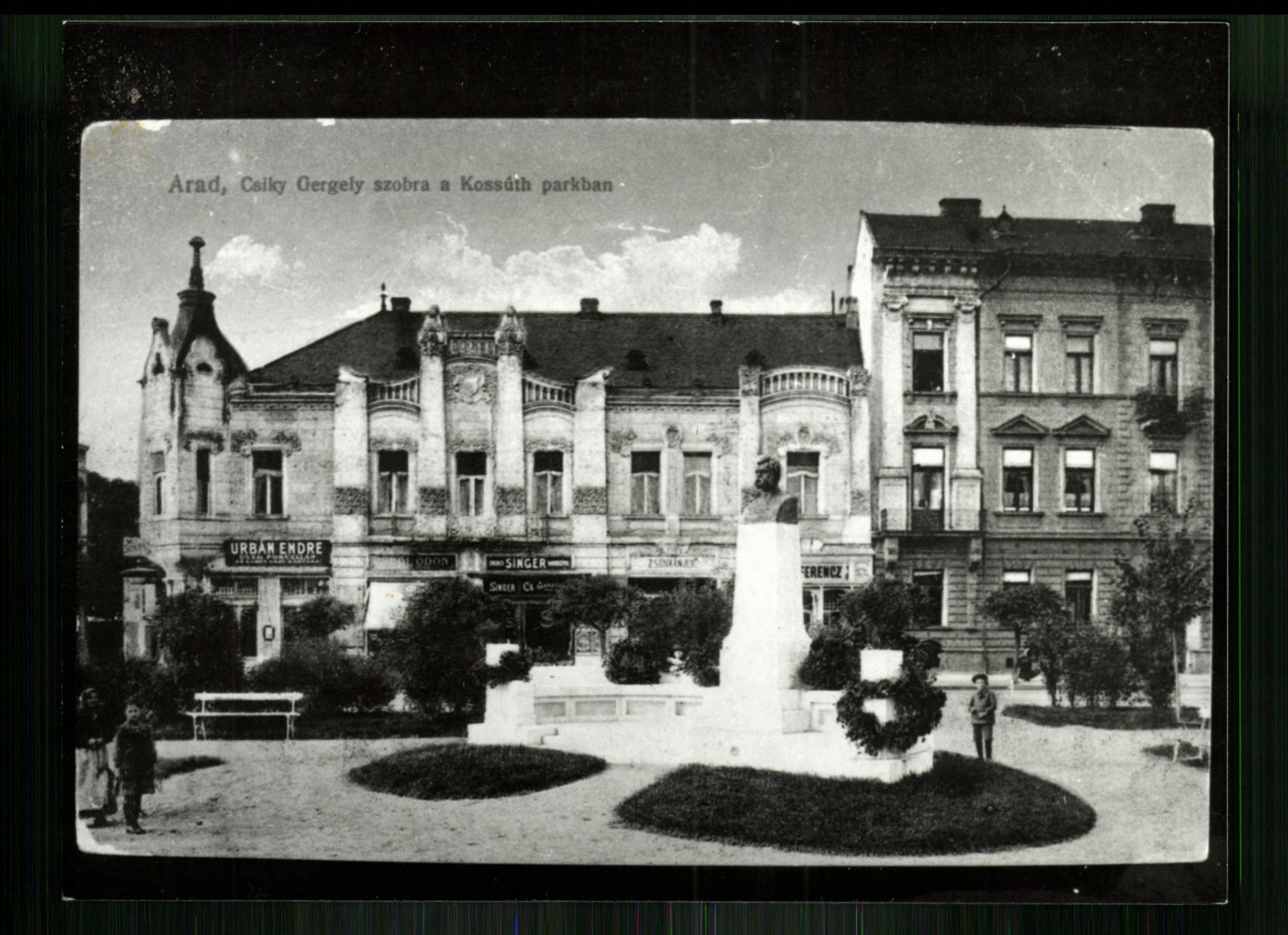 Arad; Csíky Gergely szobra a Kossuth parkban (Magyar Kereskedelmi és Vendéglátóipari Múzeum CC BY-NC-ND)