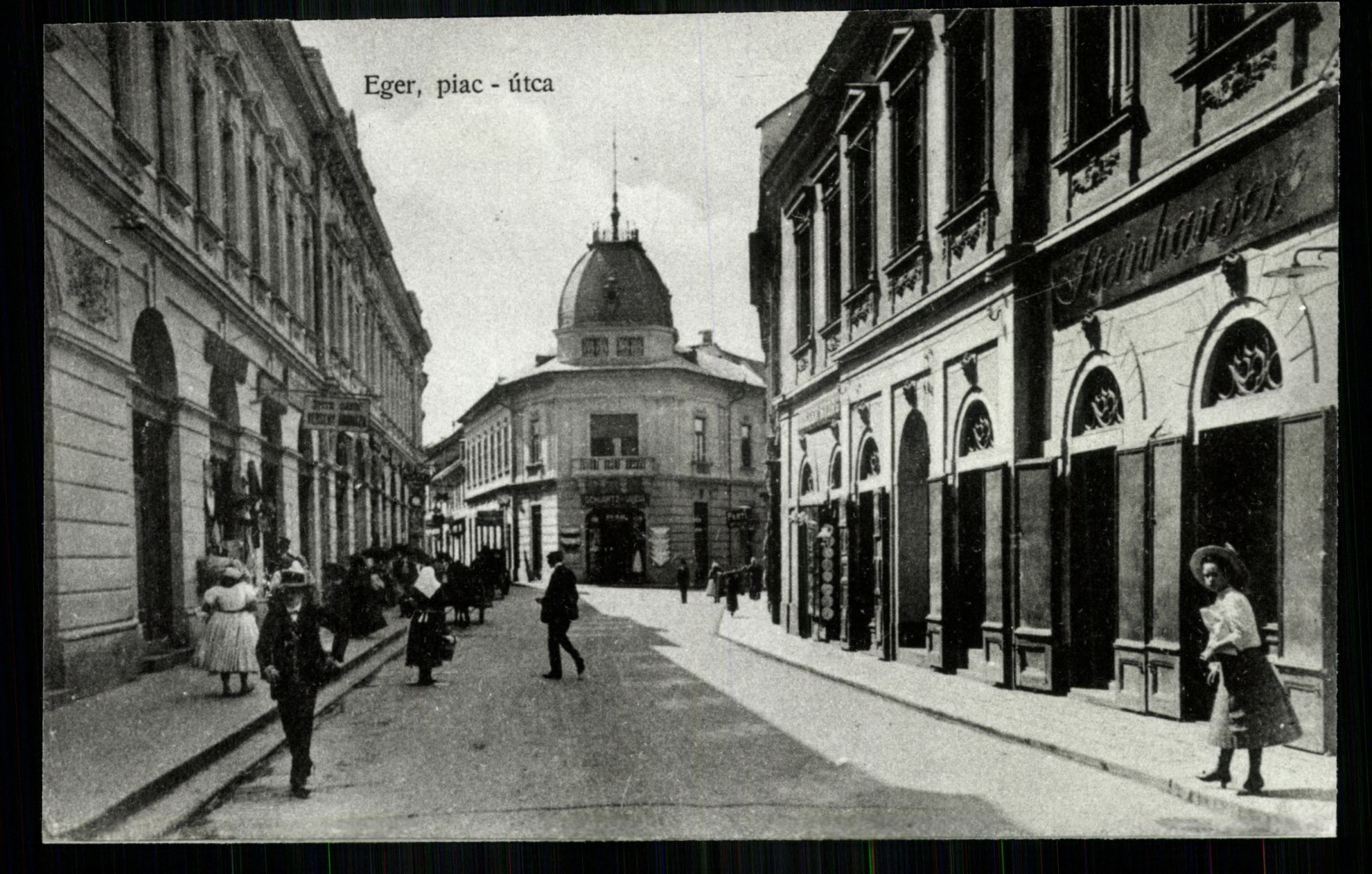 Eger; Piac utca (Magyar Kereskedelmi és Vendéglátóipari Múzeum CC BY-NC-ND)