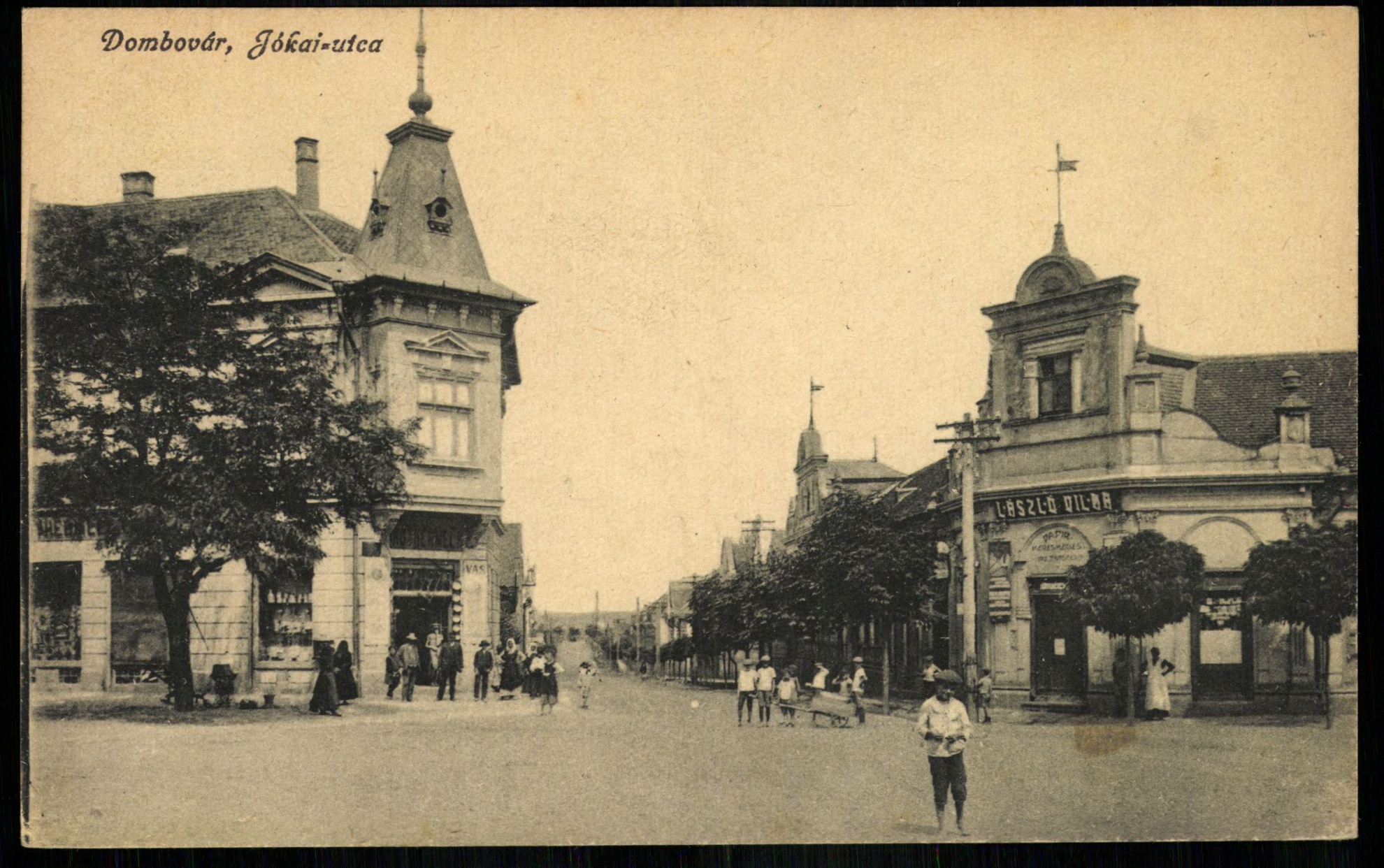 Dombóvár; Jókai utca (Magyar Kereskedelmi és Vendéglátóipari Múzeum CC BY-NC-ND)