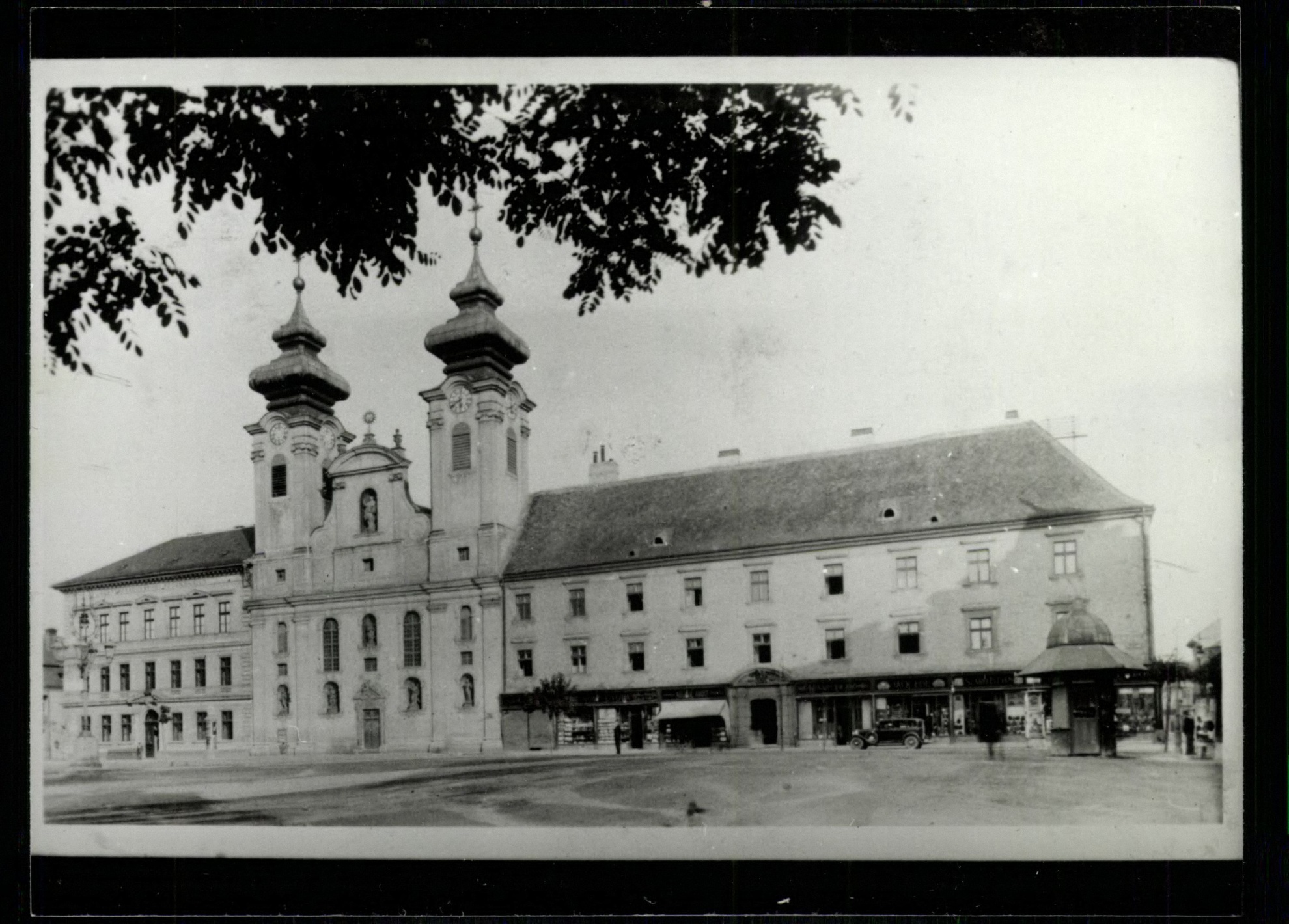 Győr; Bencés gimnázium, templom és rendház (Magyar Kereskedelmi és Vendéglátóipari Múzeum CC BY-NC-ND)