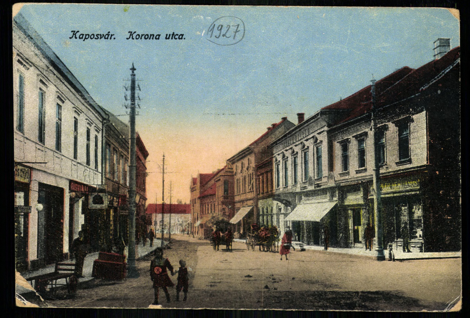 Kaposvár; Korona utca (Magyar Kereskedelmi és Vendéglátóipari Múzeum CC BY-NC-ND)