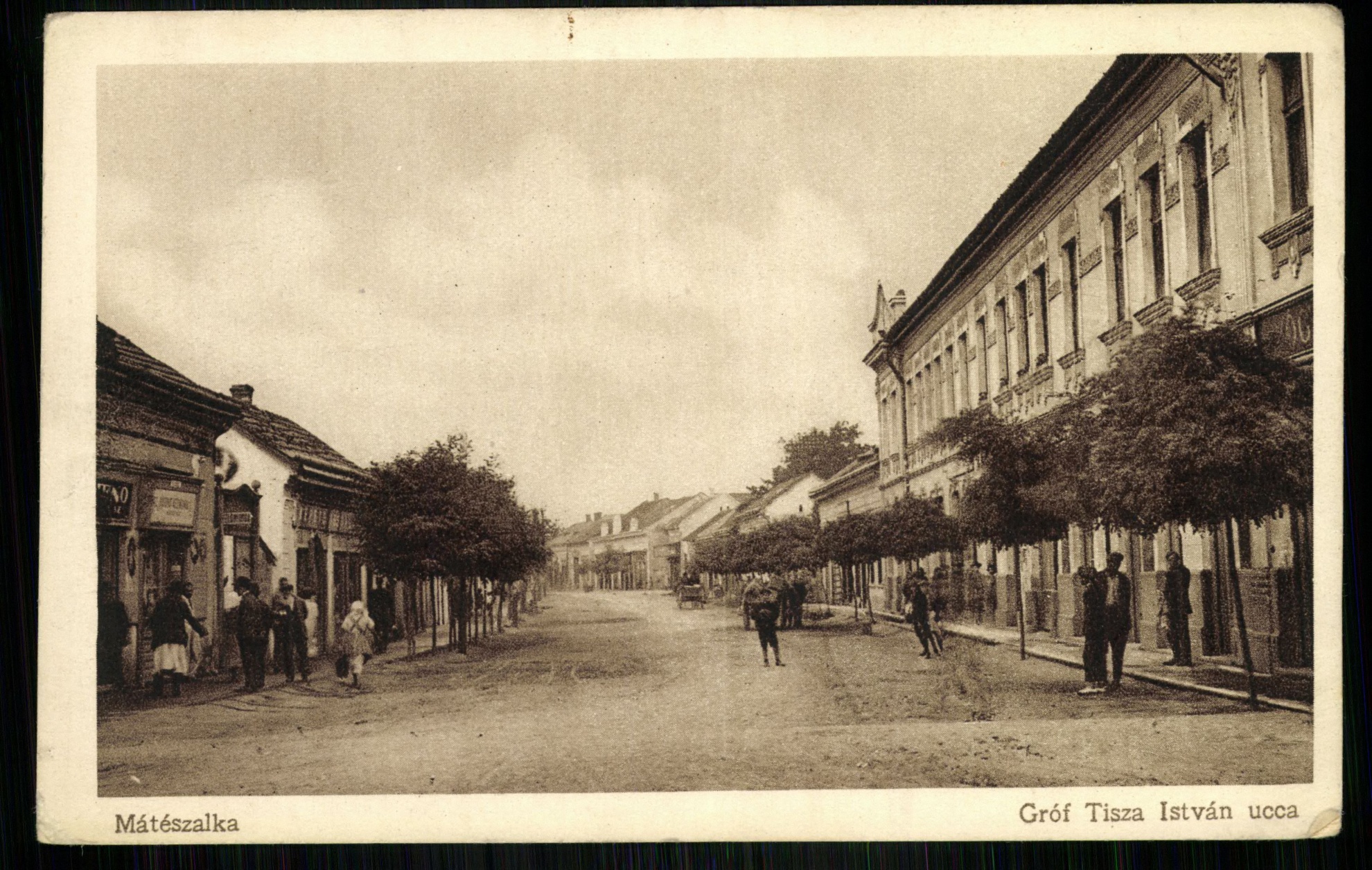 Mátészalka; Gróf Tisza István utca (Magyar Kereskedelmi és Vendéglátóipari Múzeum CC BY-NC-ND)