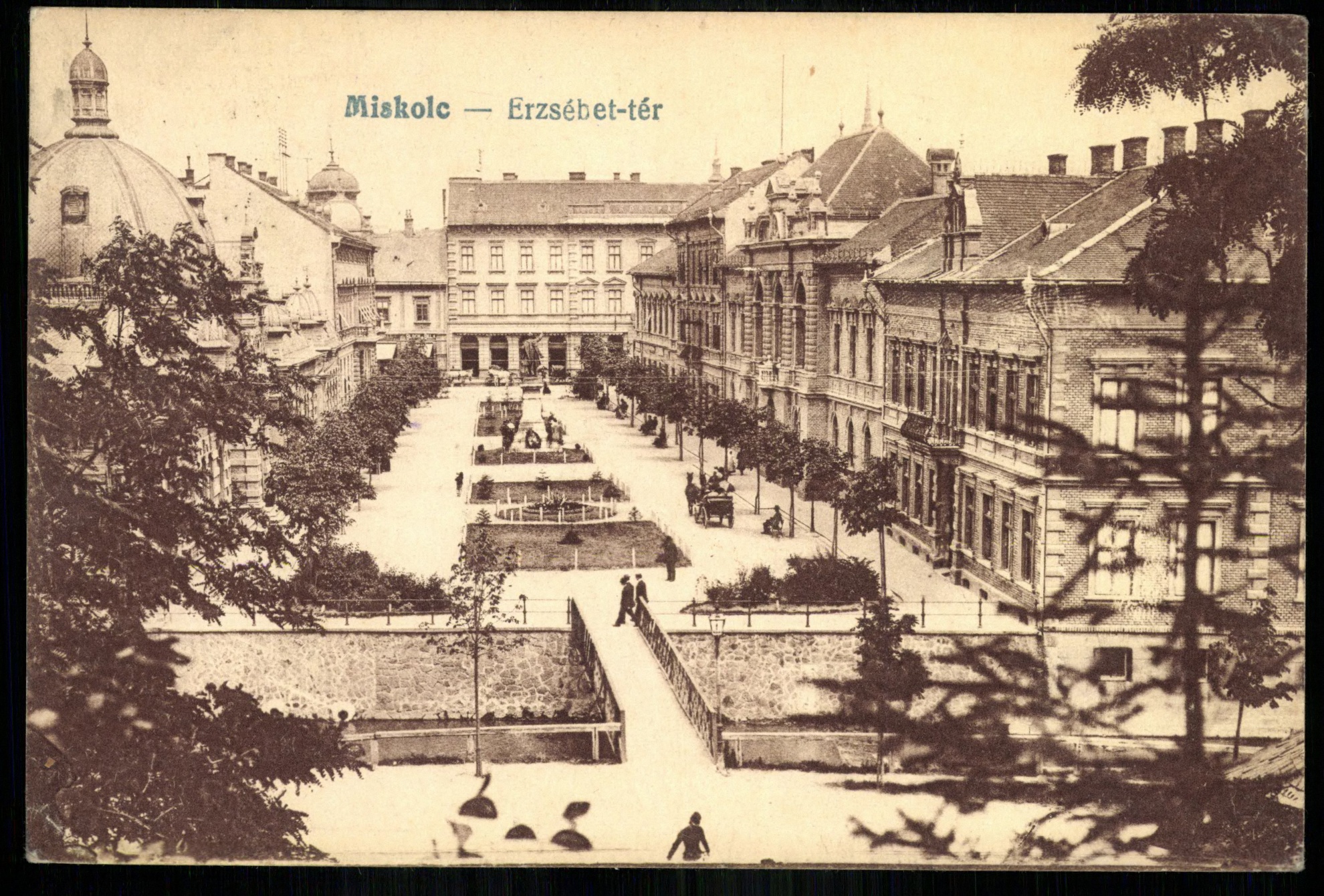 Miskolc; Erzsébet tér (Magyar Kereskedelmi és Vendéglátóipari Múzeum CC BY-NC-ND)